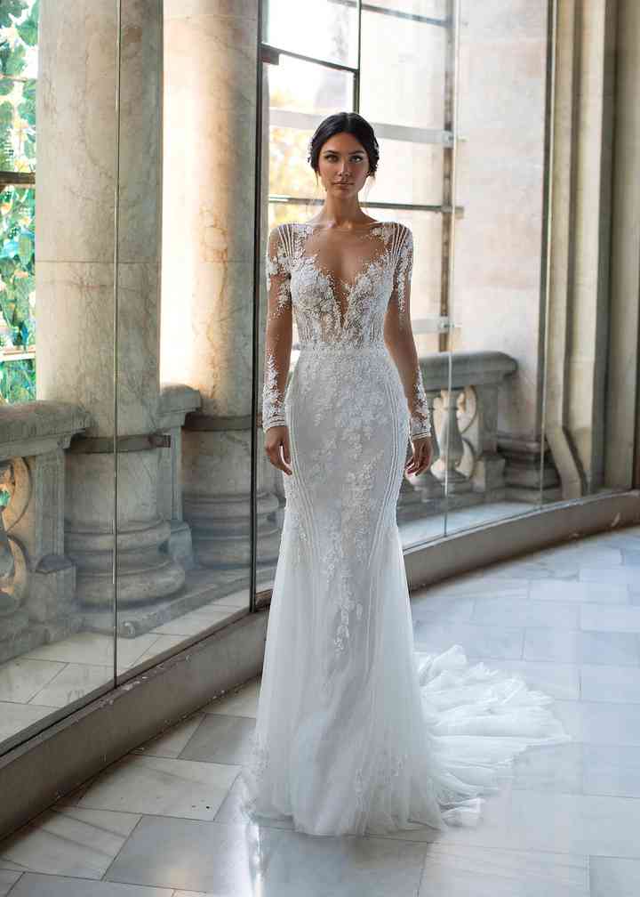 Wedding Dresses & Bridal Gowns | Pronovias | Pronovias wedding dress, Wedding  dresses, Bride dress lace