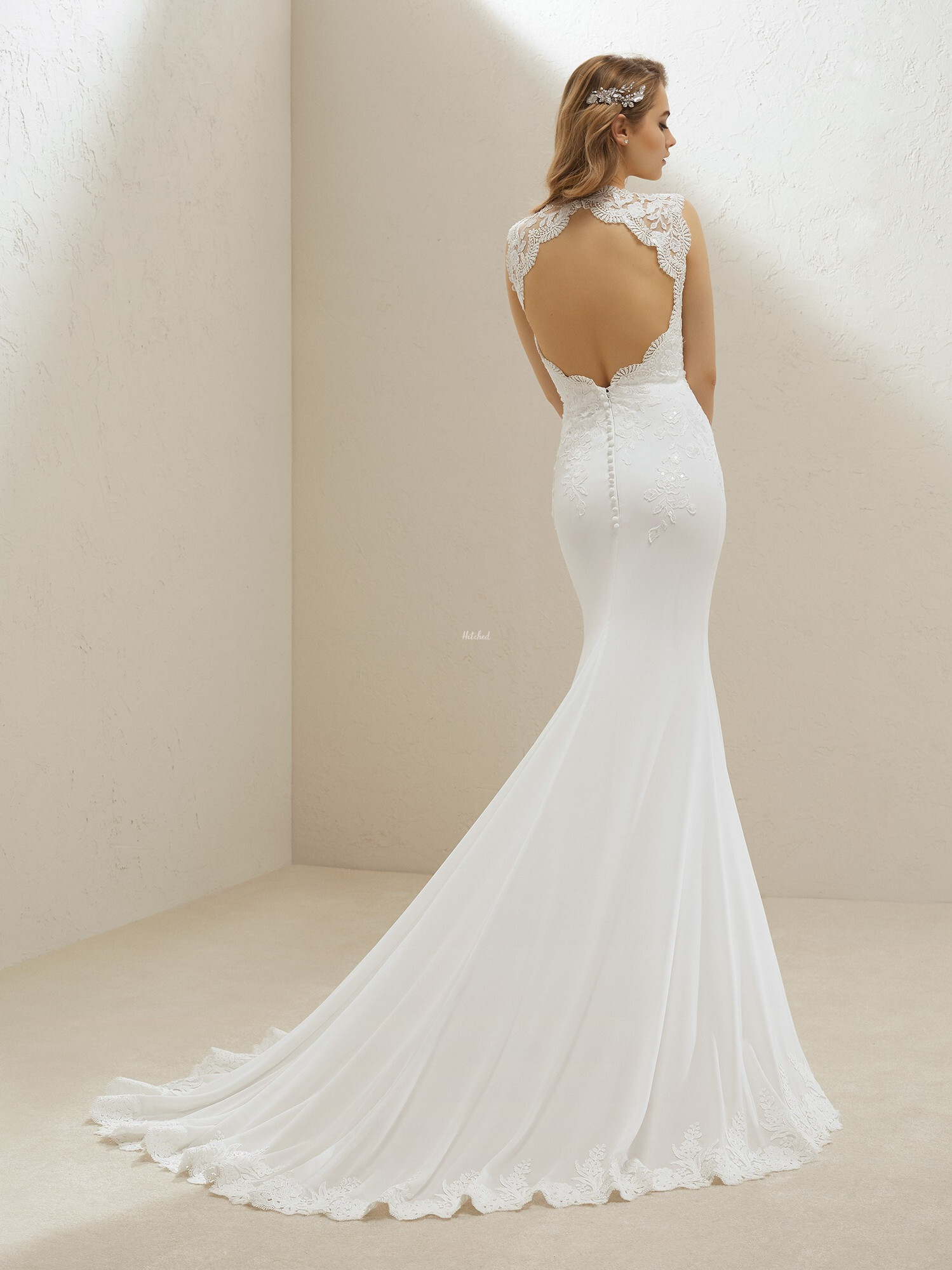 Pronovias stockists clearance