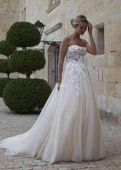 Strapless Rose Wedding Dress