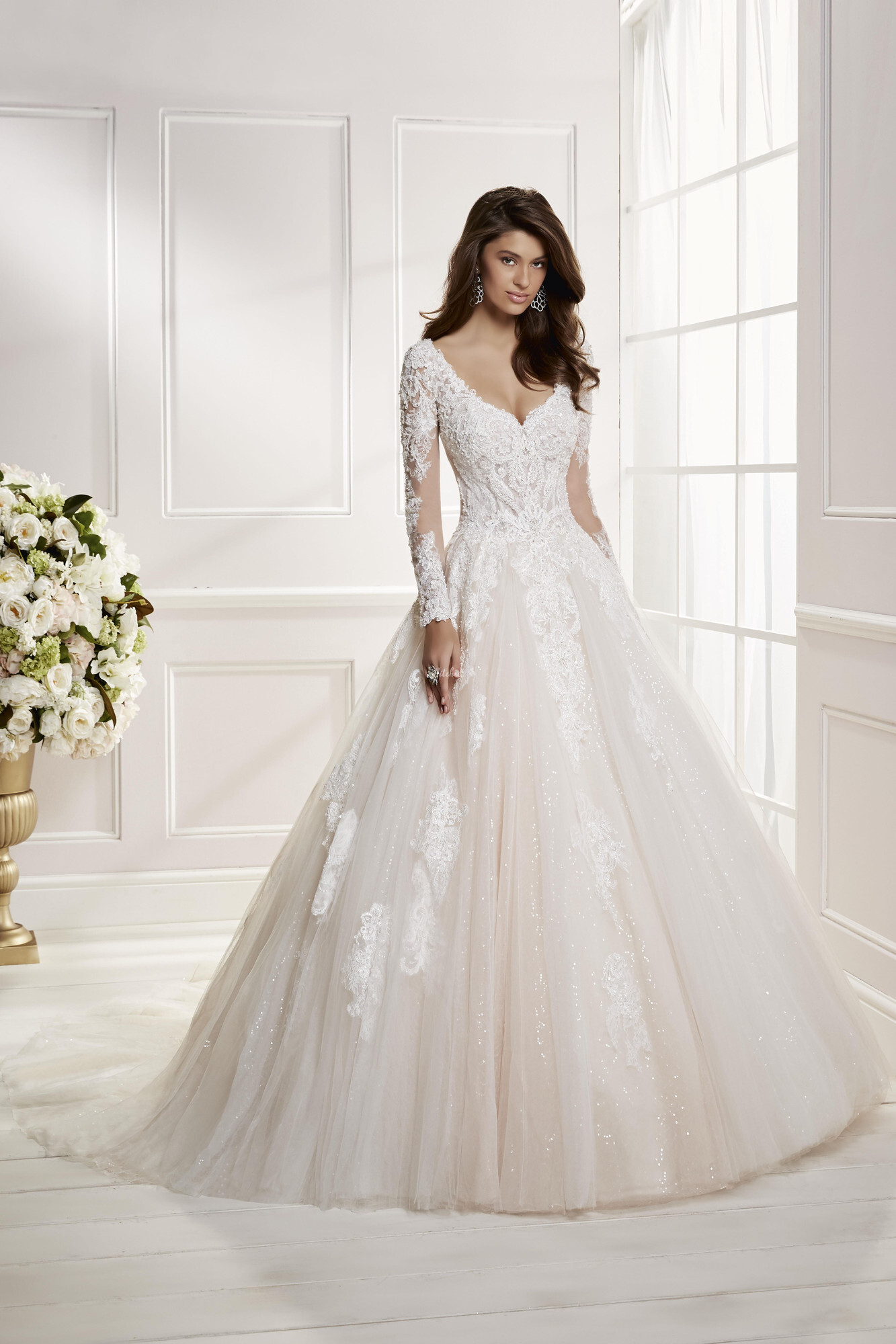 ronald-joyce-wedding-dresses-hitched-co-uk