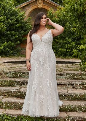 Lace Wedding Dresses & Bridal Gowns | hitched.co.uk