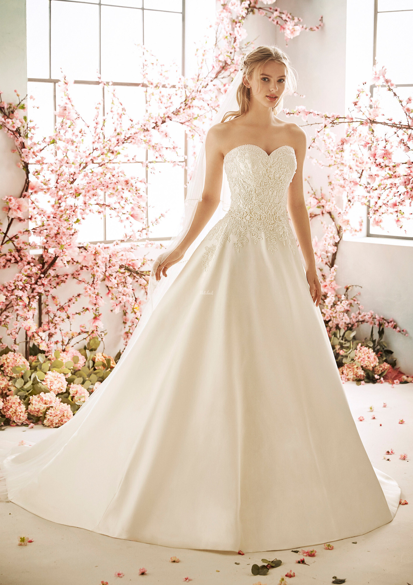 TULIP Wedding Dress from St. Patrick La Sposa - hitched.co.uk