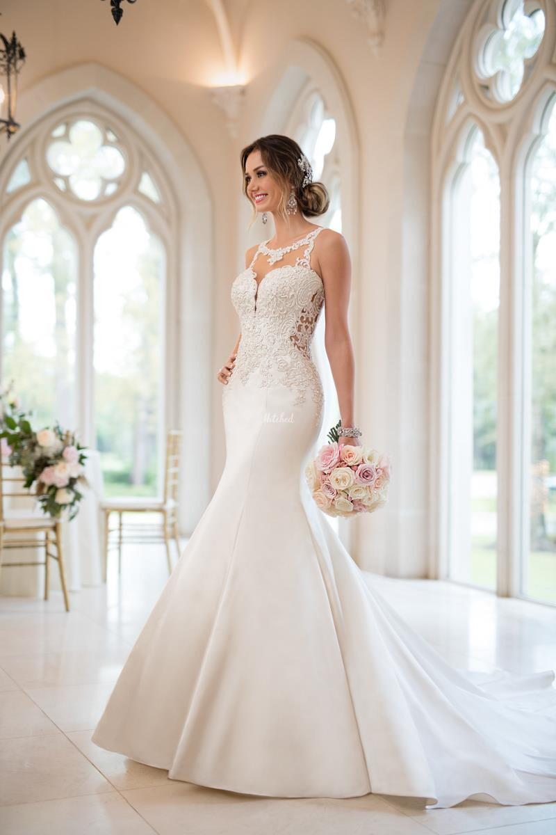 6473 Wedding Dress from Stella York - hitched.co.uk