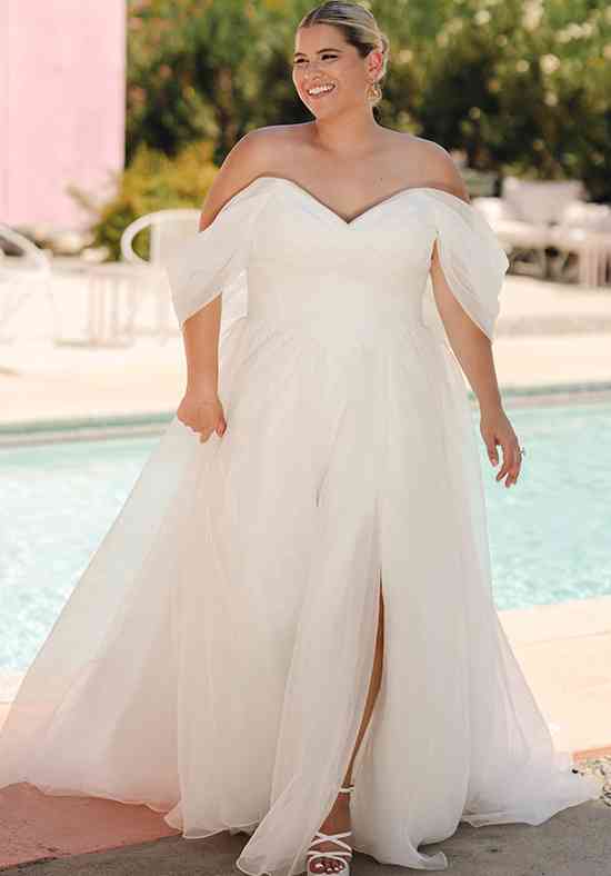 Wedding Dresses - 7000+ Stunning Wedding Dress Ideas | hitched.co.uk Wedding Dresses - 7000+ Stunning Wedding Dress Ideas | hitched.co.uk