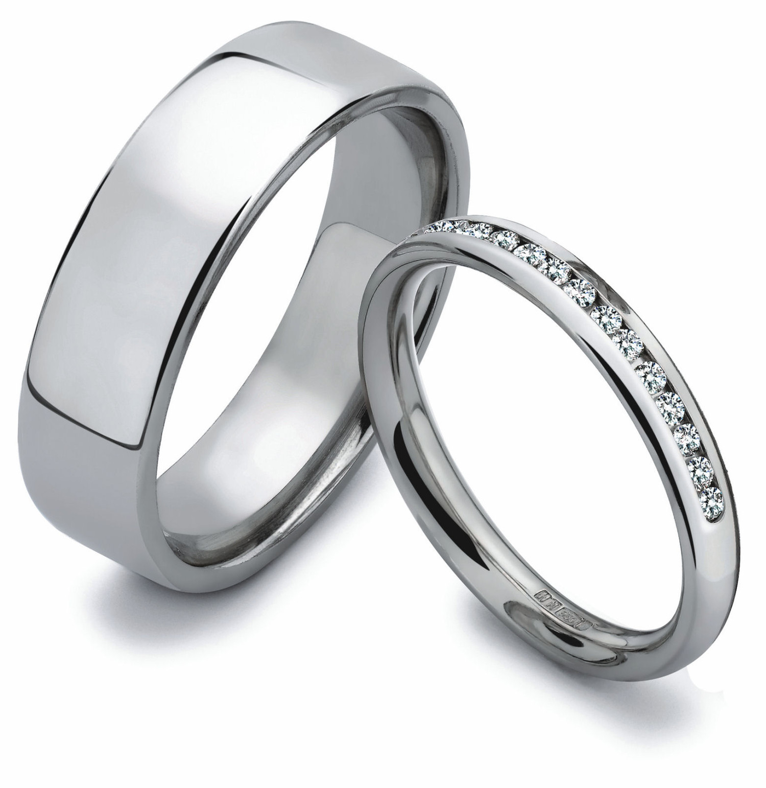 His & Her Wedding Bands Wedding Dress from Je t'aime