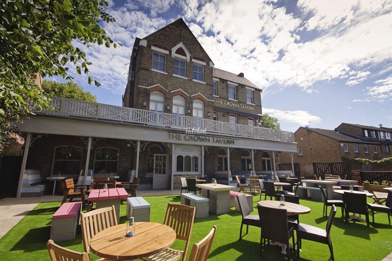 The Crown Tavern
