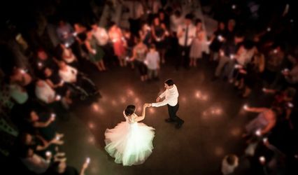 Santini Entertainment - Wedding DJ in Tuscany