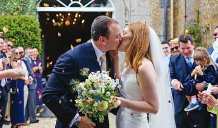 Crisp Visions Weddings