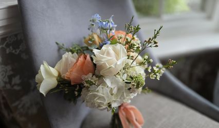 Branch & Bloom Florals