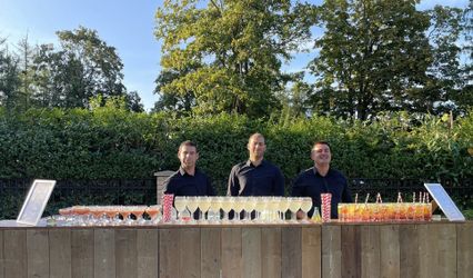 Crimson Mobile Bars - Bar Hire