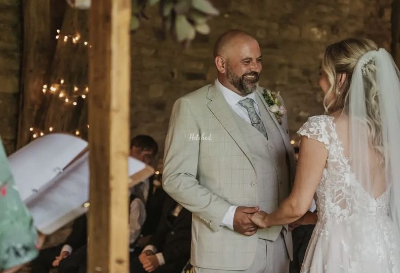 Suzanne Wedding Celebrant