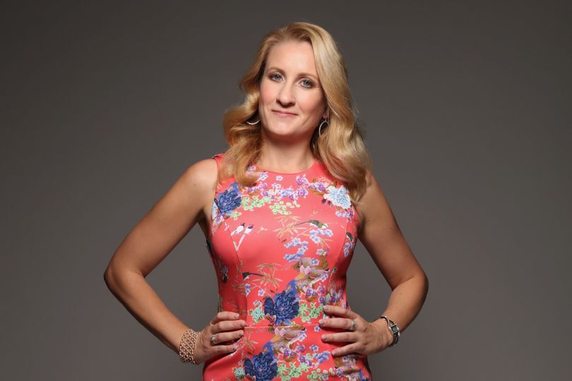 Jazz & Swing Singer - Annelise Molloy