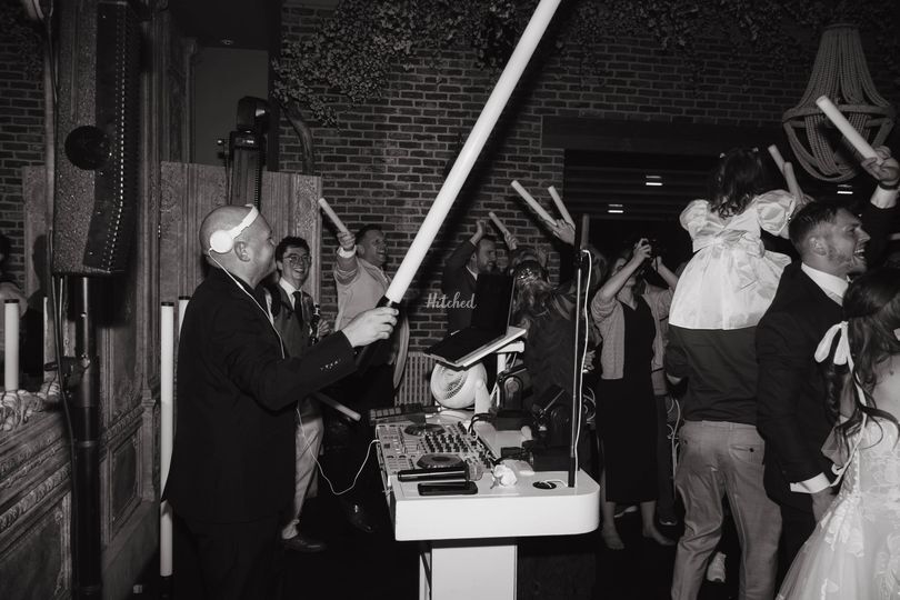 Dj Jon Lowe