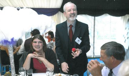 Mark Leveridge - Magician