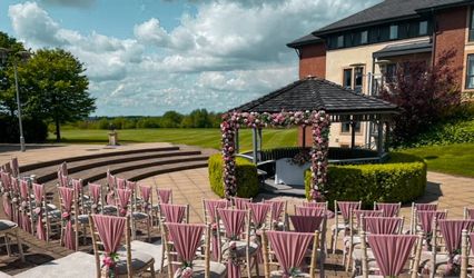 Wychwood Park, Crewe