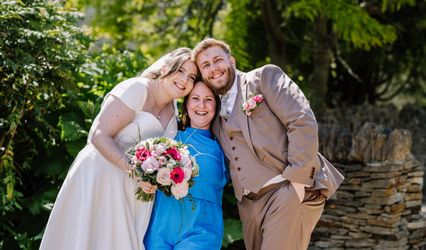 Laura Feliciano Celebrant