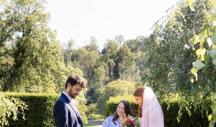 Laura Feliciano Celebrant