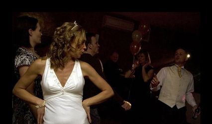 Saffron Moon Photography