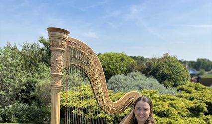 Jess Hughes - Harpist