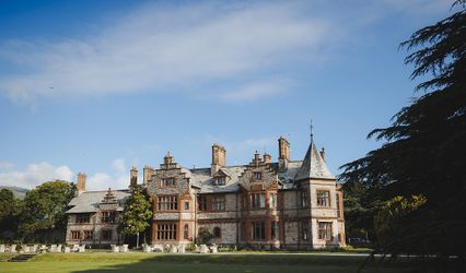 Caer Rhun Hall