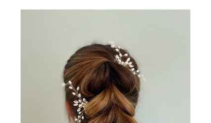 Amy Ferris Hair
