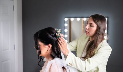Karyna Bridal HairStylist