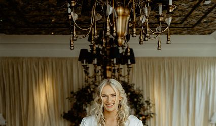 Andrea Maxwell Hair & Makeup