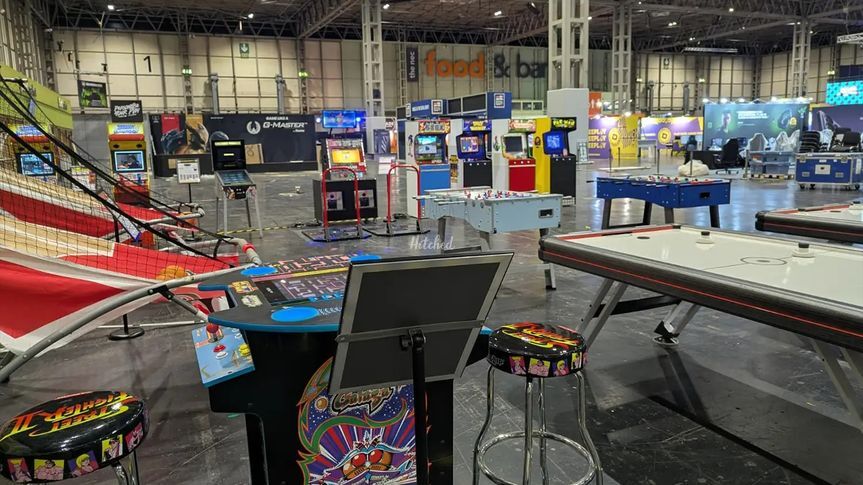 R-Cade Hire