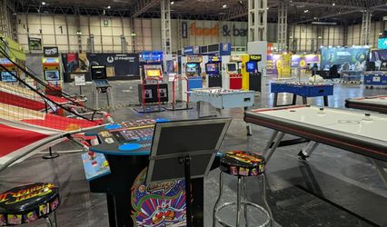 R-Cade Hire