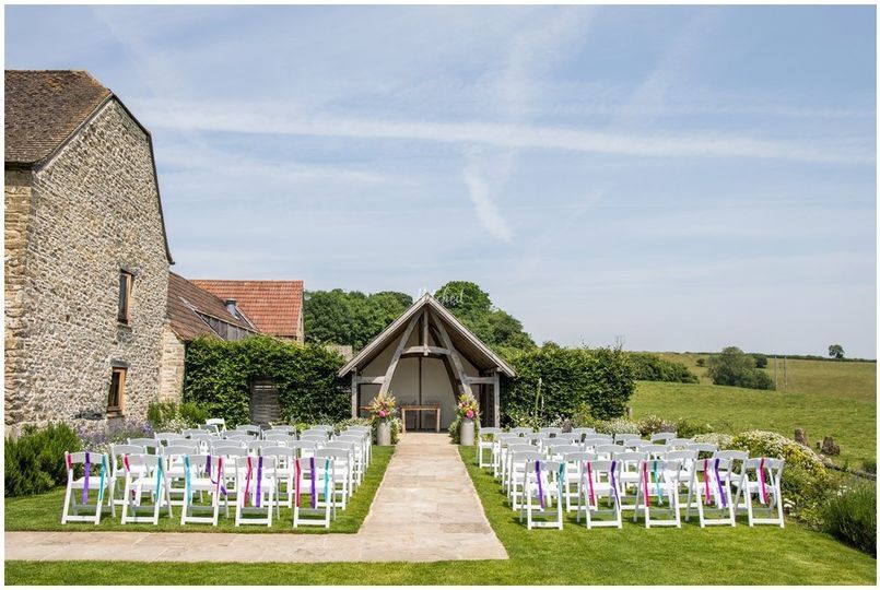 The Kingscote Barn Wedding Venue Tetbury, Gloucestershire ...