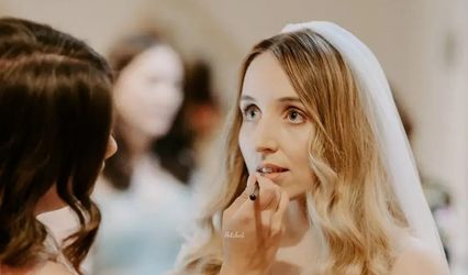 Eleanor Hart - Hair and Make-up Artist