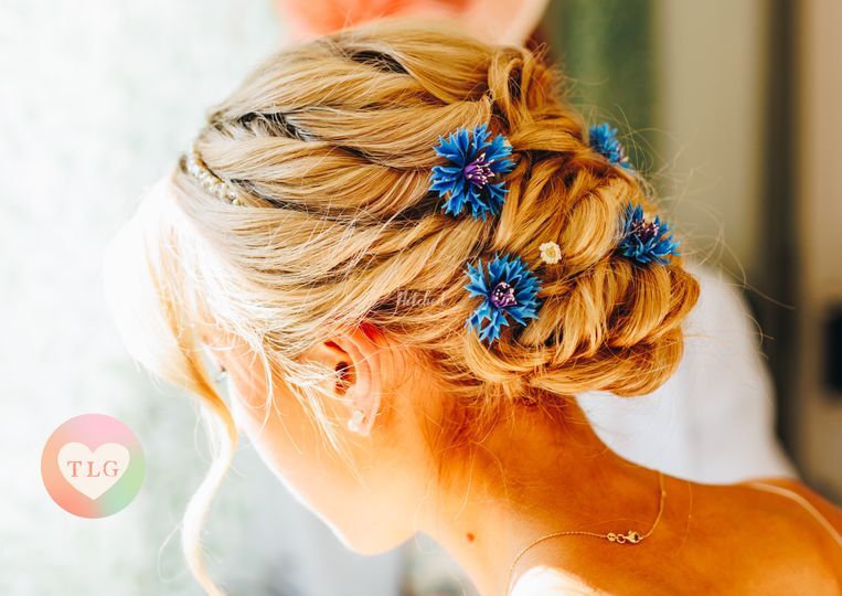The Looking Glass Girls Hair & Makeup