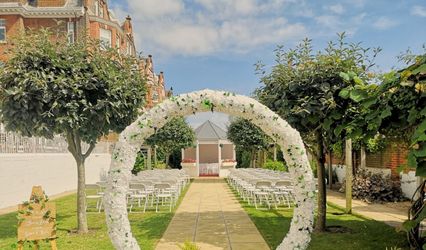 Lowestoft Wedding Hire