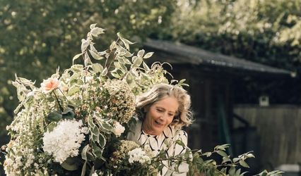 Flowers by Rosie Orr