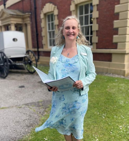 Helen Wright Celebrant