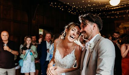 Jodie Hardwick for Smiley Happy Photography