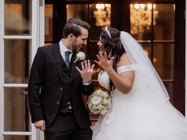 Le Wedding Photography