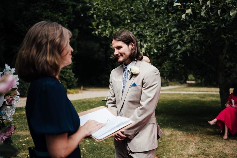 Claire Lawrence Celebrant