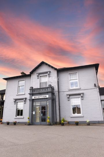 Castlecary Hotel