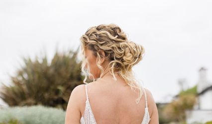 Kim Alexandra Hair