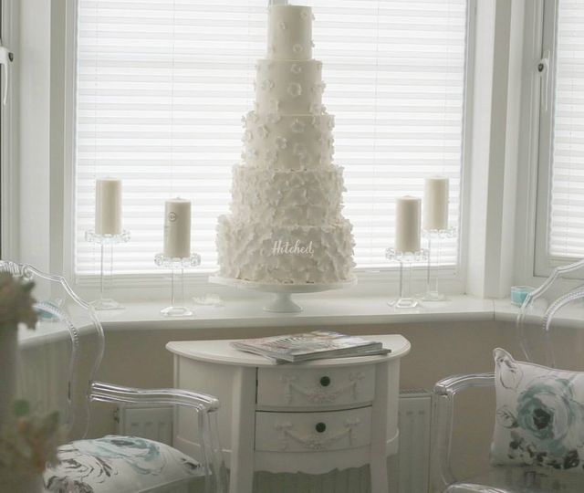 Tees Bakery in East Central London - Wedding Cakes | hitched.co.uk