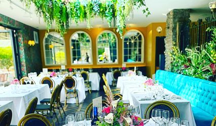 White Horse Hotel