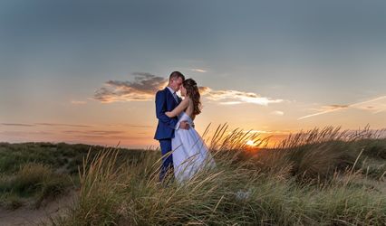 Mel Pettit Wedding Photography