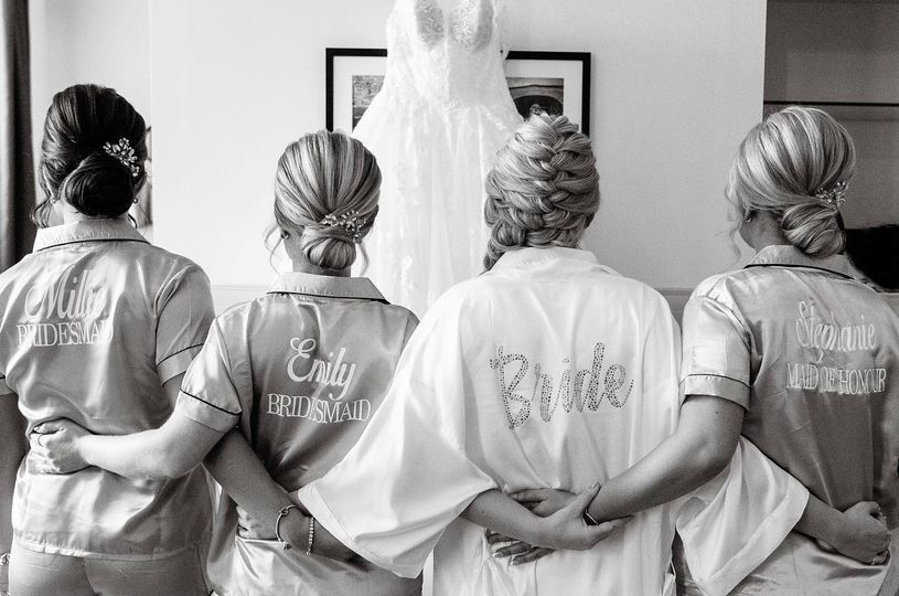 Kelly's Bridal Dressing