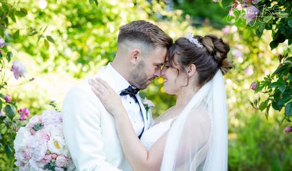 Blushing Bride Photography