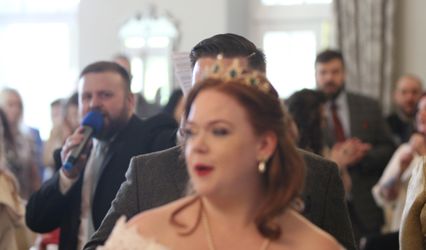Wayne Davies, Wedding Host
