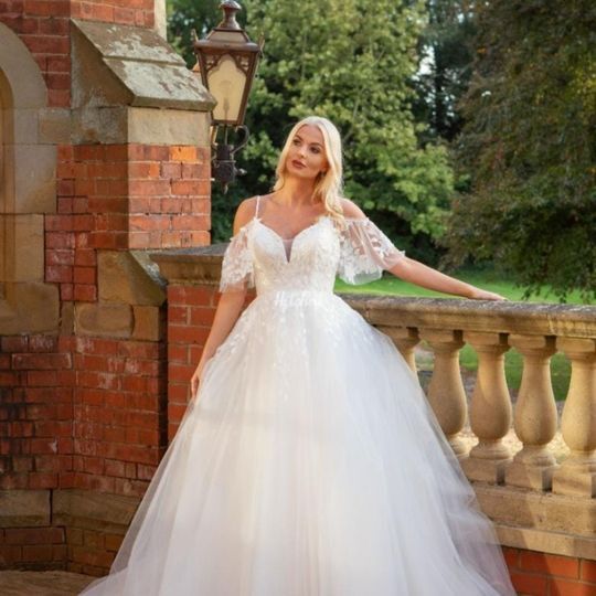 Gwen's Bridal & Sewing Sew