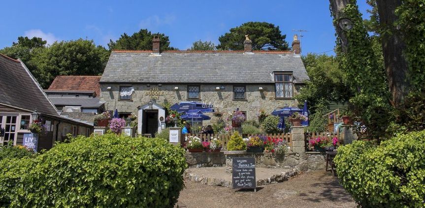 The Buddle Inn