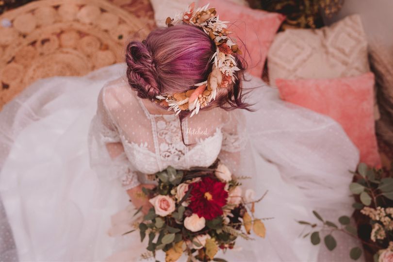 Linnie,me&beyond boho bridal hair