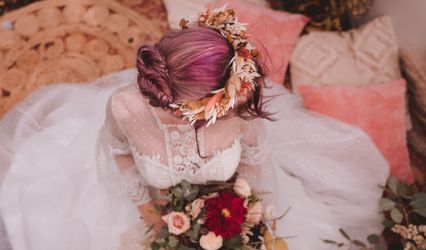 Linnie,me&beyond boho bridal hair